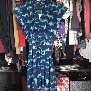 Tie back Crimson Coast dress